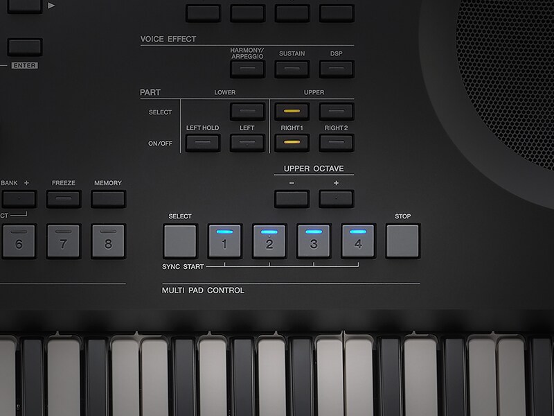 Nærbilde av Multi-Pads på PSR-SX620, brukt til å utløse fraser, mønstre og looper.