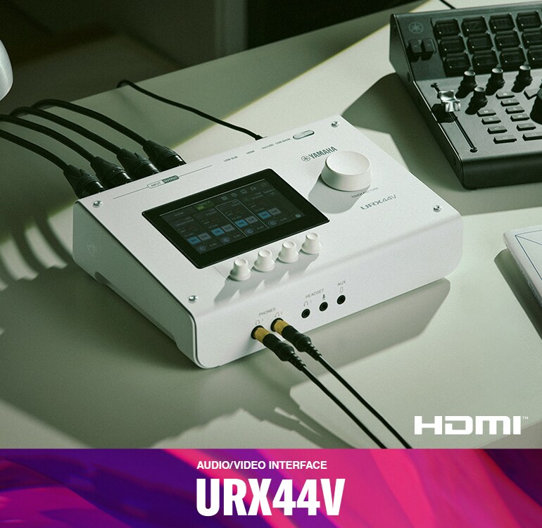 Yamaha lyd/video-kort URX44V
